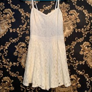 🦇 Hollister White Lace Romper 🦇